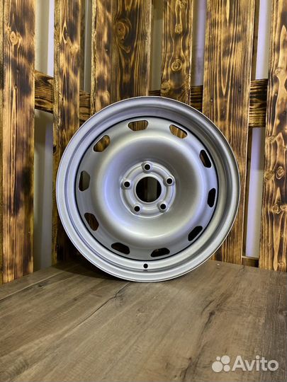 Штампованные диски R16 Renault Duster