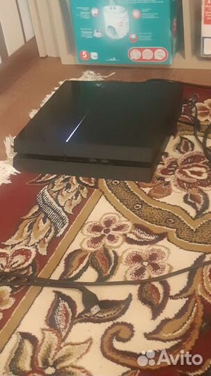 Игровая приставка ps4 с играми