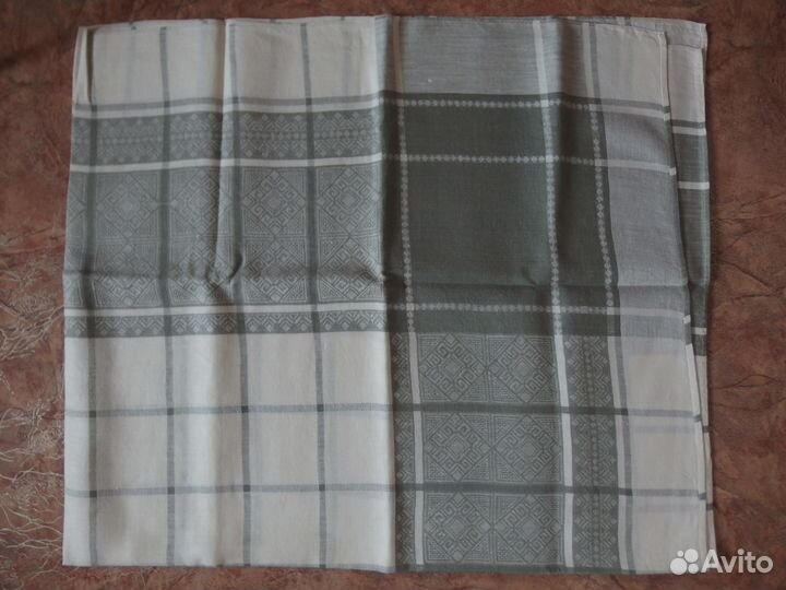 Скатерти кружево, лен с салфетками, рушники