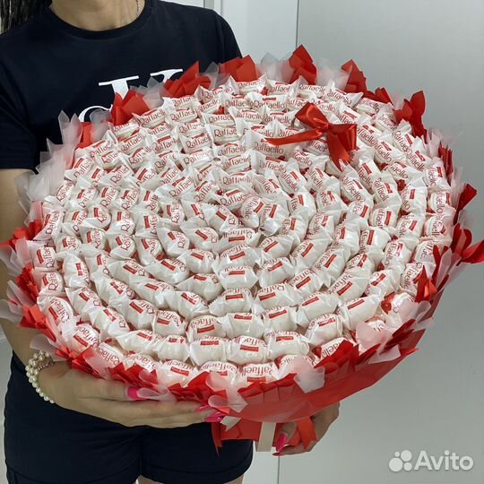 Букет на 1 сентября из конфет рафаэлло