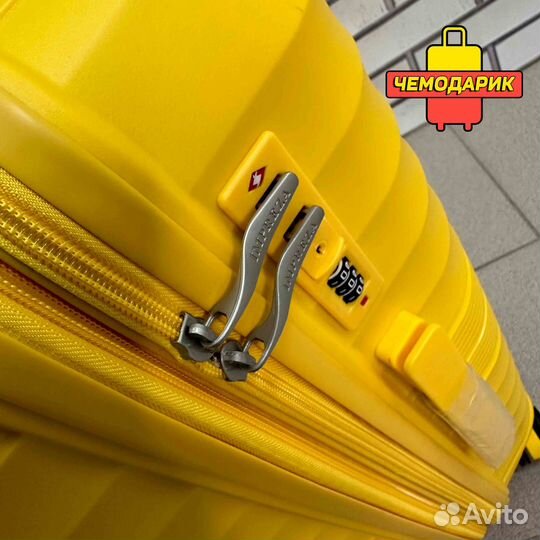 Чемодан на колёсах жёлтый (№1) все размеры