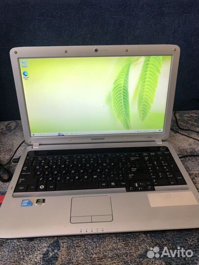 Ноутбук samsung R530
