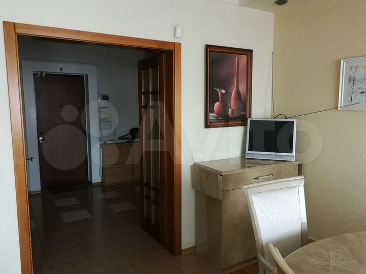 4-к. квартира, 210,6 м², 4/9 эт.