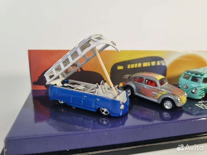 Hot Wheels 100 Hot & Classic Bugs & Buses