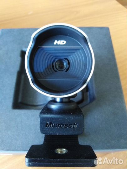 Веб-камера стримкамера Microsoft LifeCam q2f-00018