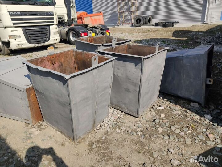 Мусорный контейнер, бак