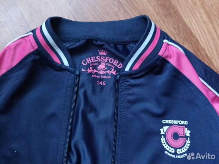 Костюм спортивный для девочки 146размер