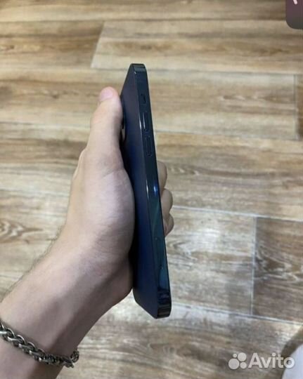 Мобильные телефоны