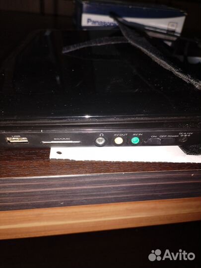 Портативный DVD player BBK