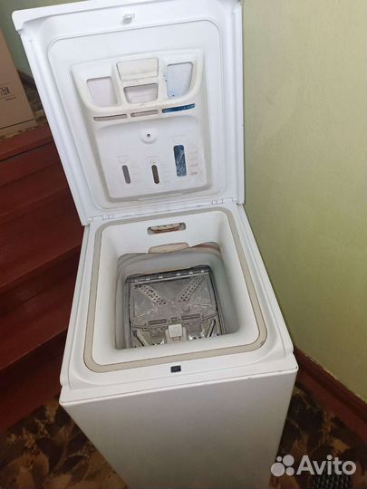 Стиральная машина с вертикальной загрузкой
