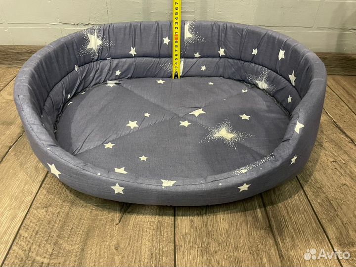 Переноска+лежанка+поводок рулетка +костюм