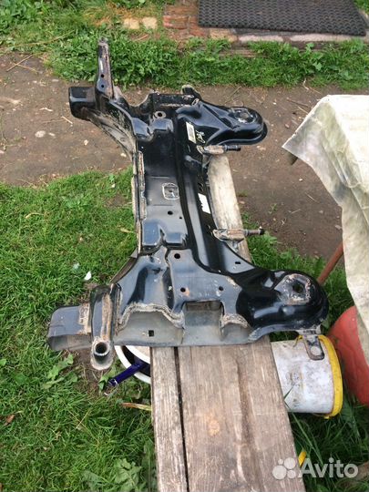 Подрамник opel mokka 1.8