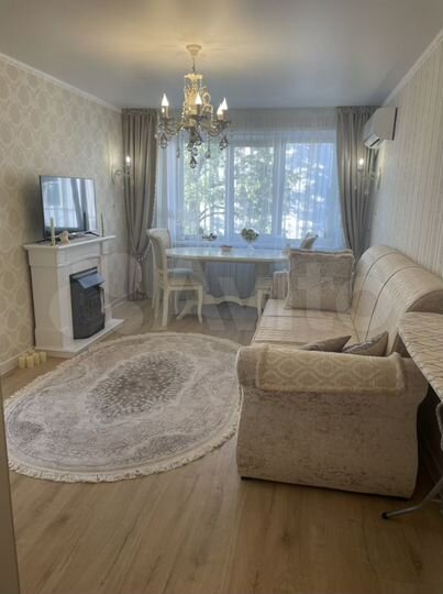 2-к. квартира, 42 м², 3/5 эт.