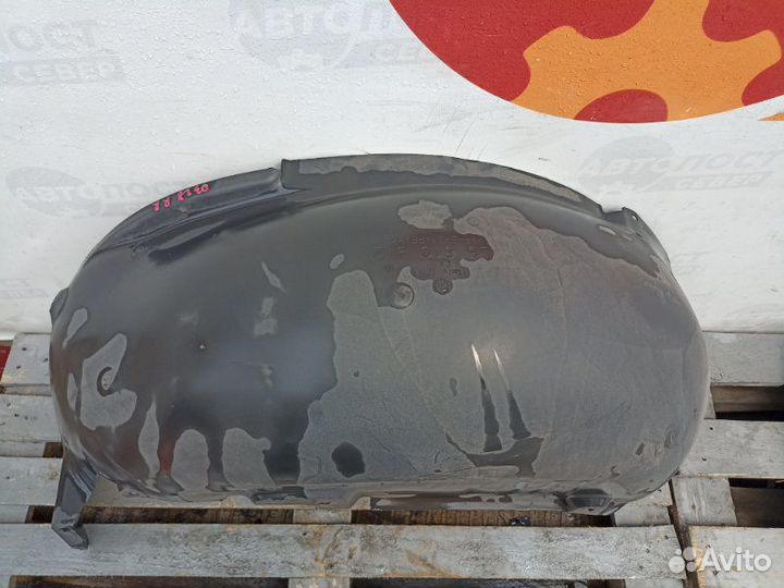 Подкрылок задний правый Volkswagen Touareg 7L AXQ