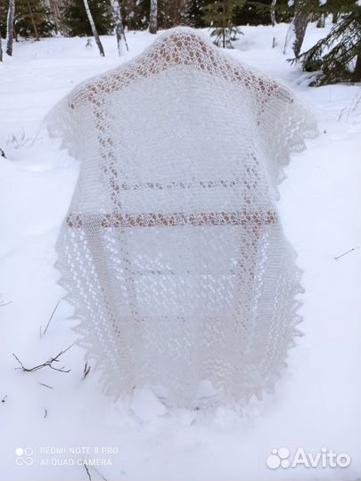 Пуховый палантин