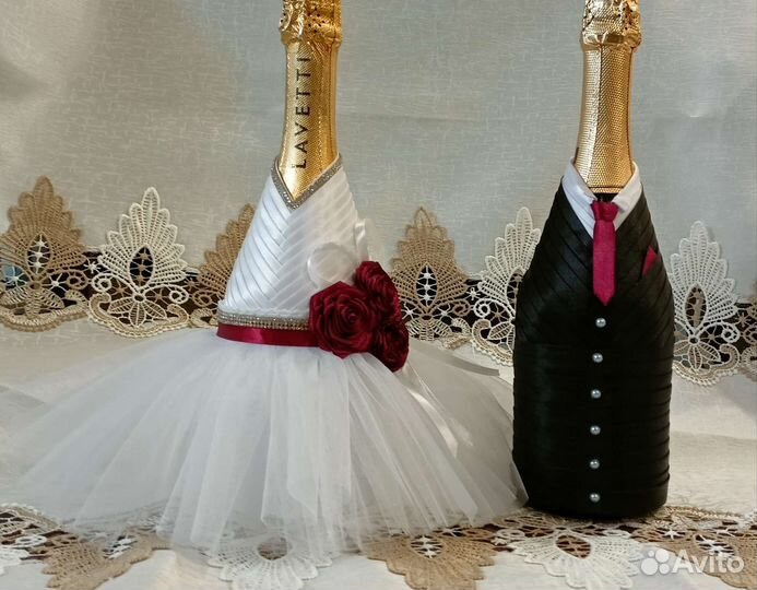 Одежда на шампанское, Свадебное украшение