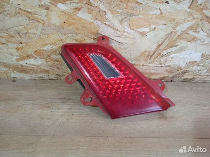Фонарь задний внутренний правый задний правый