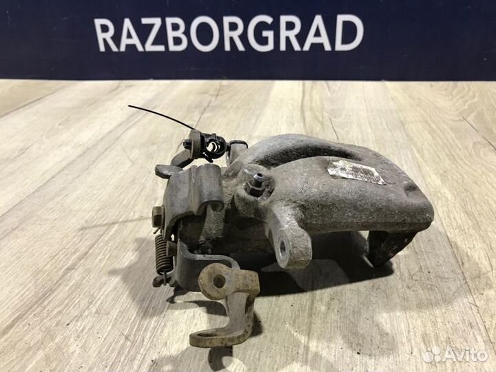 Суппорт задний левый Peugeot 5008 1.6 2011