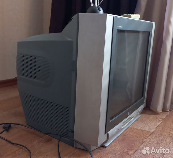 Телевизор LG CT-21Q92KEX