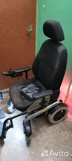 Инвалидная коляска с электроприводом Ottobock500