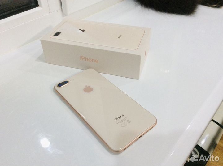 iPhone 8 Plus, 64 ГБ