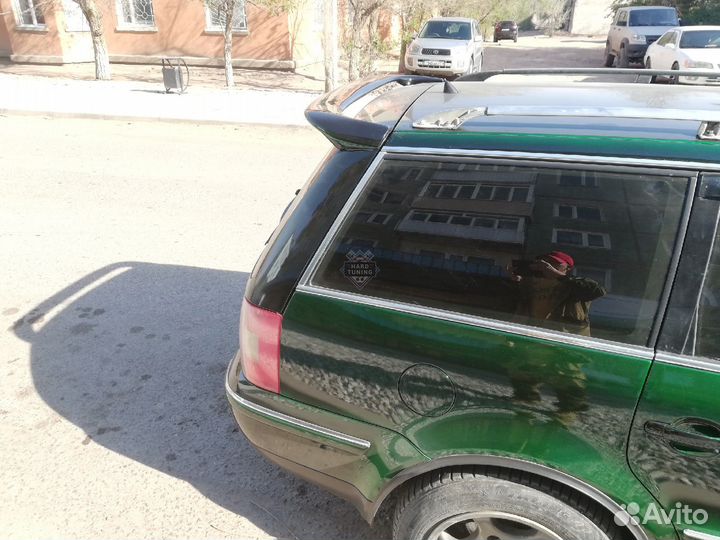 Спойлер на универсал Volkswagen Passat (B5)