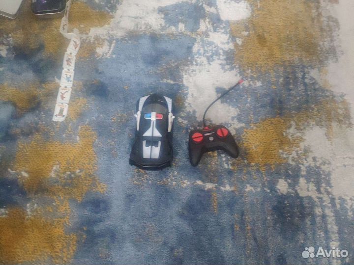 Машинка на радиоуправлении