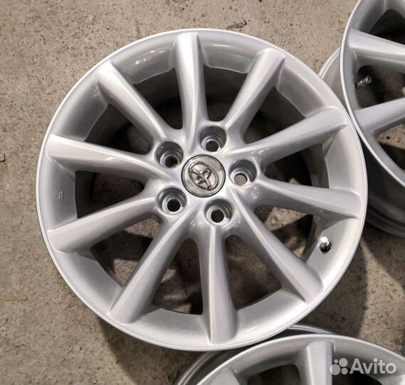 Как новые оригиналы Toyota R17 5*114.3 Б/П по РФ