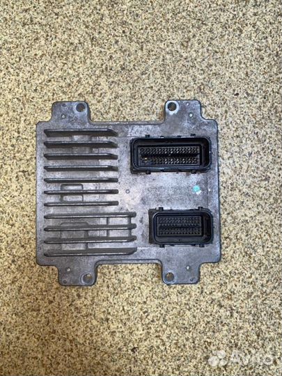 Блок управления двигателем Chevrolet Aveo T300 1.6