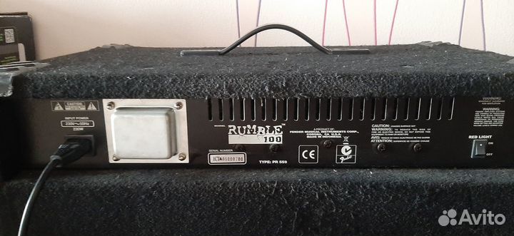 Басовый комбоусилитель Fender rumble 100