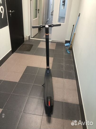 Электросамокат Ninebot kickscooter es2