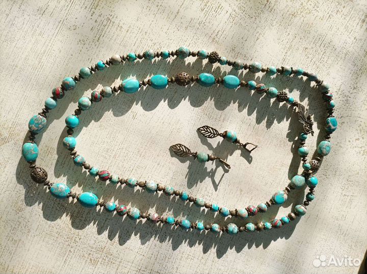 Комплек из варисцита и тибетских бусин