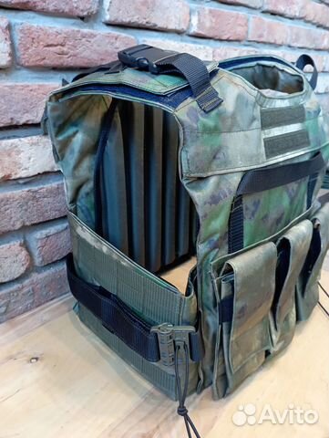 Бронежилет с пластинами в комплекте Мох