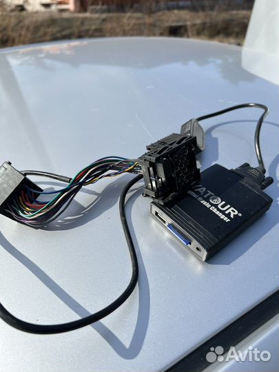 Адаптер Yatour YT-M06 BM1 для магнитол BMW / Mini