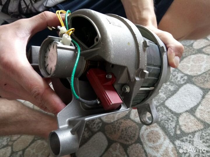 Ремонт стиральных машин Ремонт холодильника