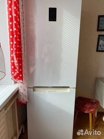 Холодильник samsung