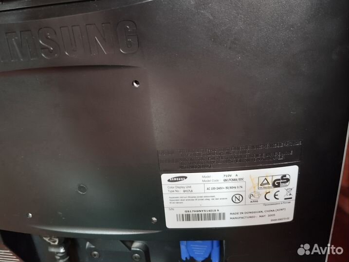 Монитор Samsung
