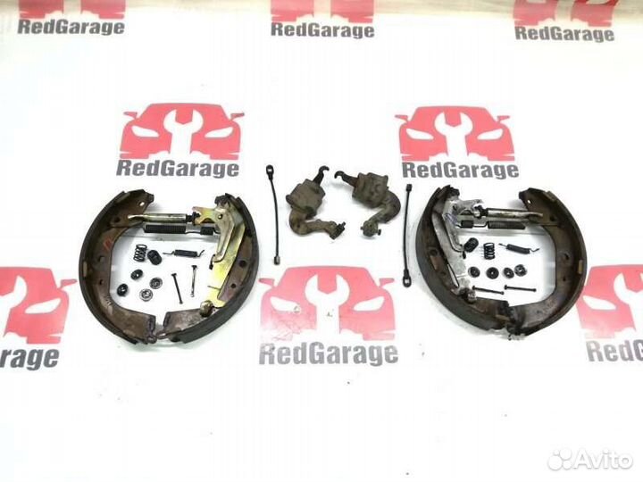 Механизм стояночного тормоза Toyota Tundra UCK40