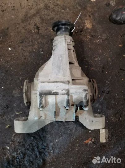 Задний редуктор задний Volkswagen Touareg 7L 2.5