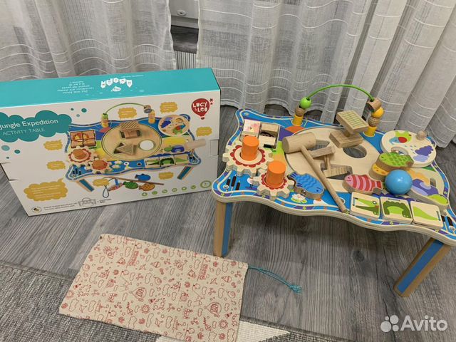 Стол-бизиборд Lucy&Leo