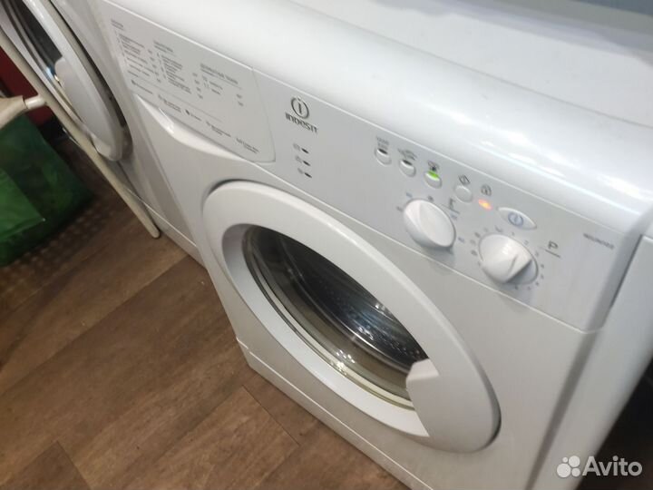 Супер узкая Indesit 4kg