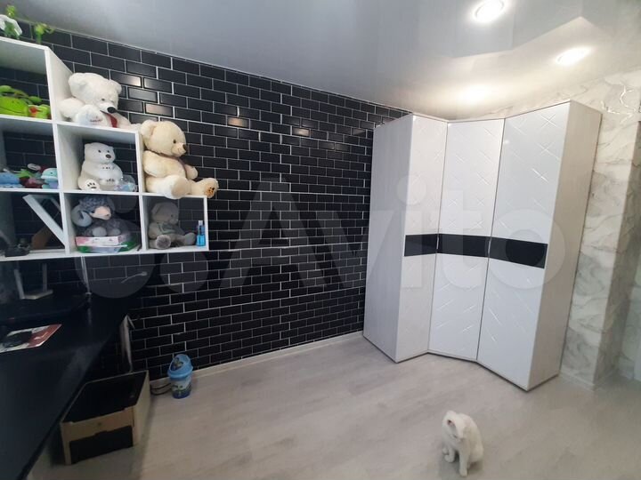 2-к. квартира, 43 м², 5/5 эт.