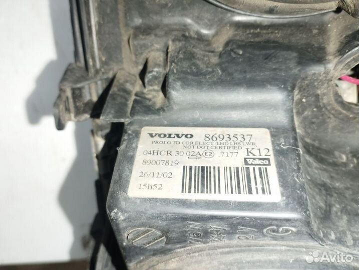 Фара левая Volvo S80 2002