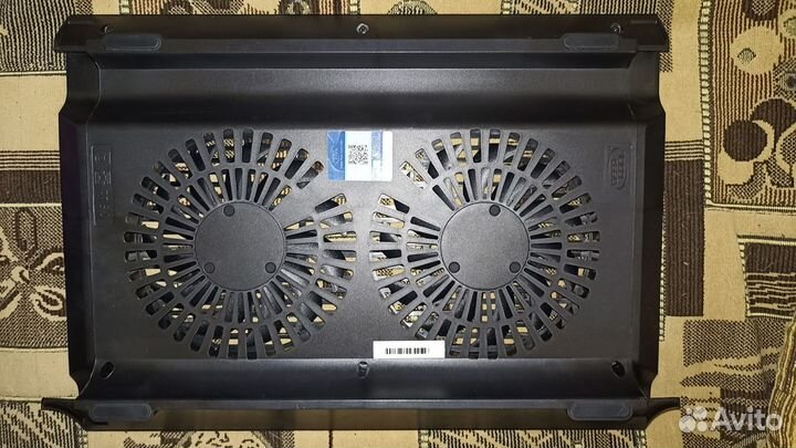 Подставка с охлаждением для ноутбука