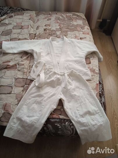 Кимоно, рост 140, но маленько село после стирки