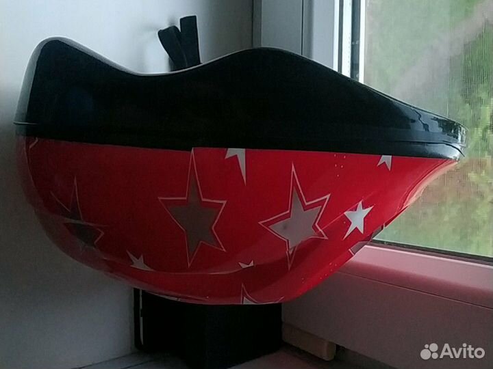 Защитный шлем