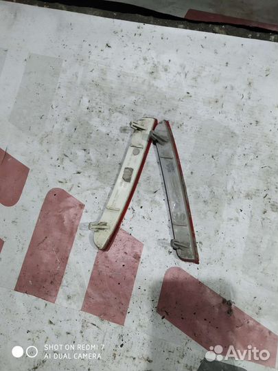 Отражатель катафот в задний бампер Jetta 5