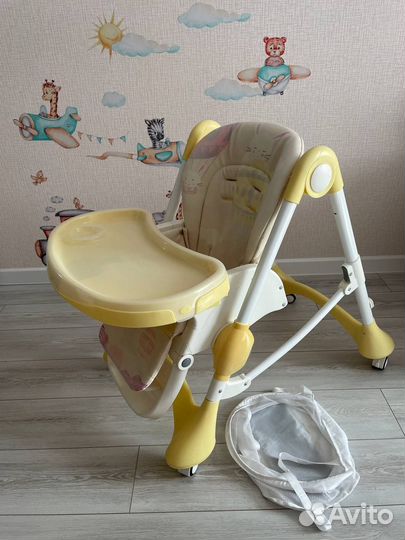 Детский стульчик для кормления