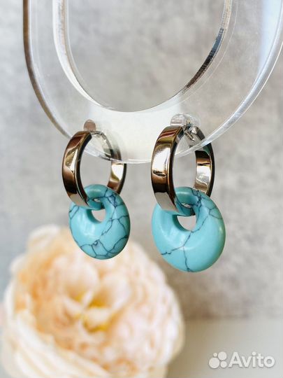 Серьги с натуральной голубой бирюзой на серебре