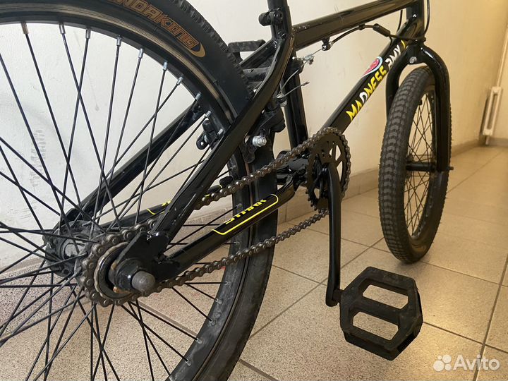 Трюковой велосипед bmx Madness BMX stark